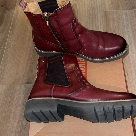 Pikolinos women’s red comfort boots, size 42. - Picture 4 of 5